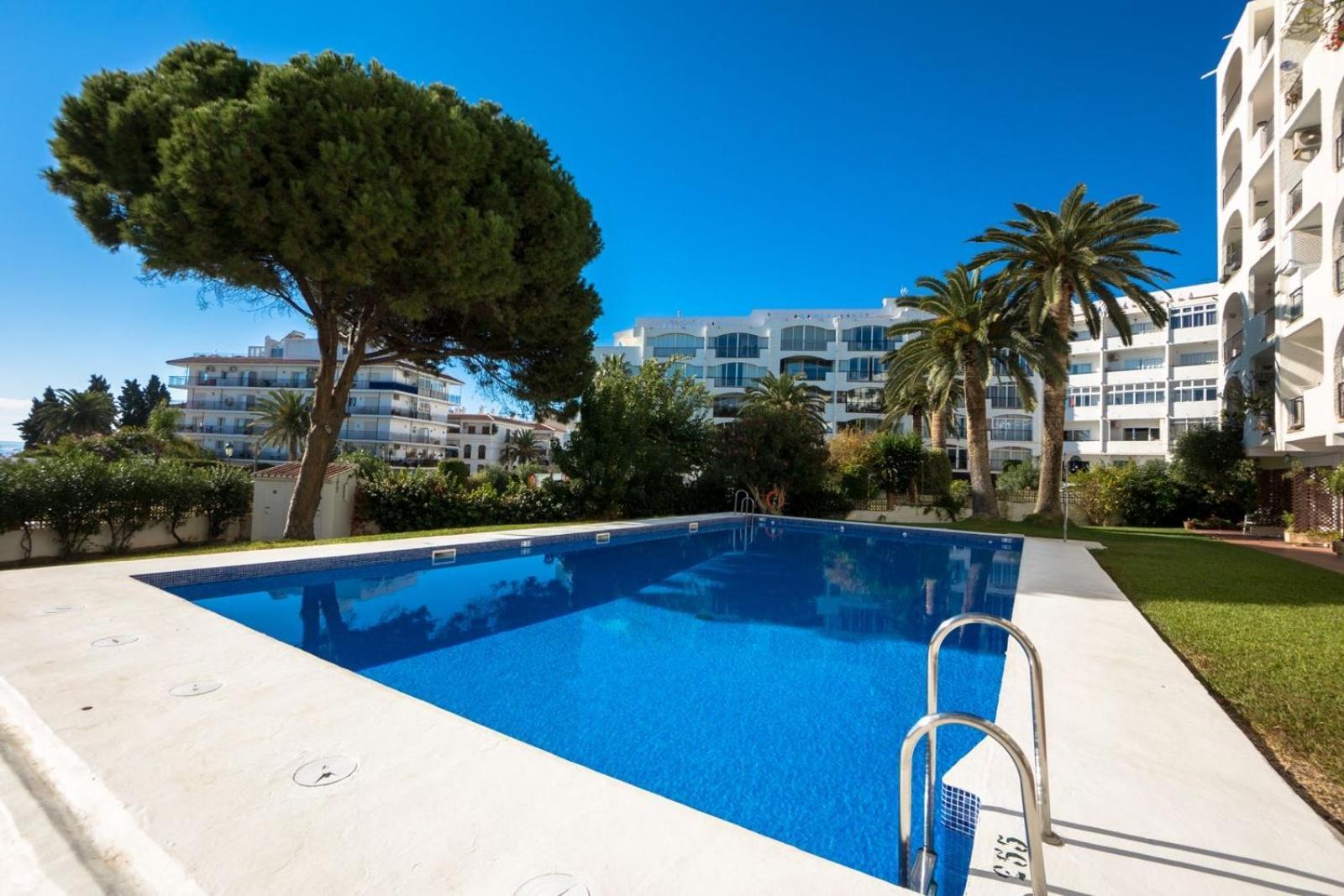 נרחה Modern Apartment Stunning Sea Views And Pool מראה חיצוני תמונה